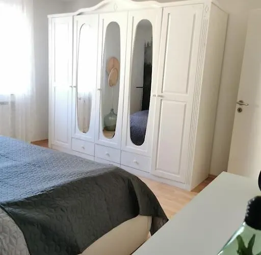 Schoene Grosse Basilikablick Stadtnah Ruhig Naehe Bodensee Mit Aussicht Апартаменты